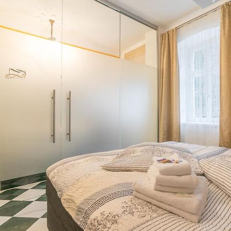 Charming Apartment With Terrace In Bad Schandau 55 Sqm Parking Luaran gambar