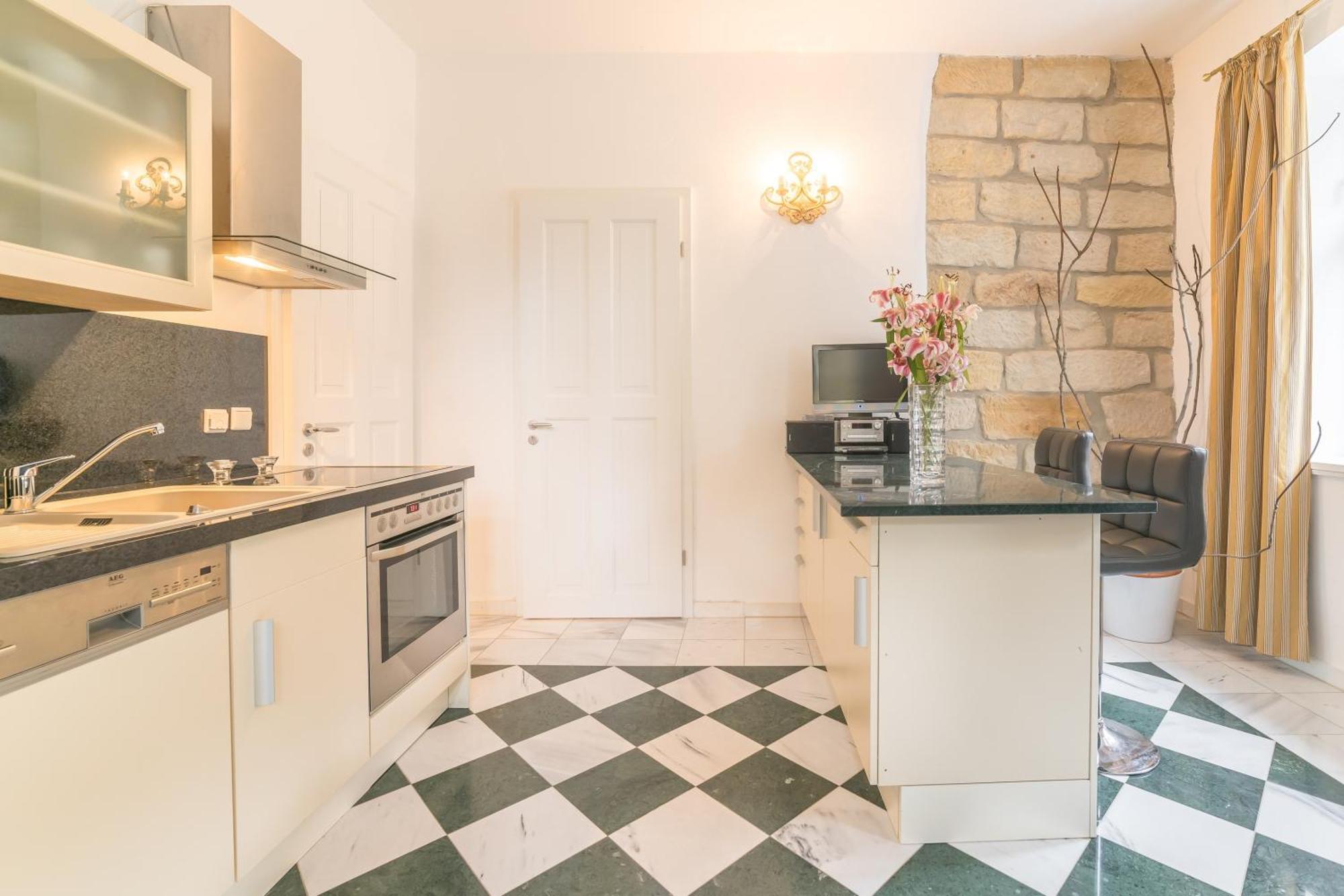 Charming Apartment With Terrace In Bad Schandau 55 Sqm Parking Luaran gambar