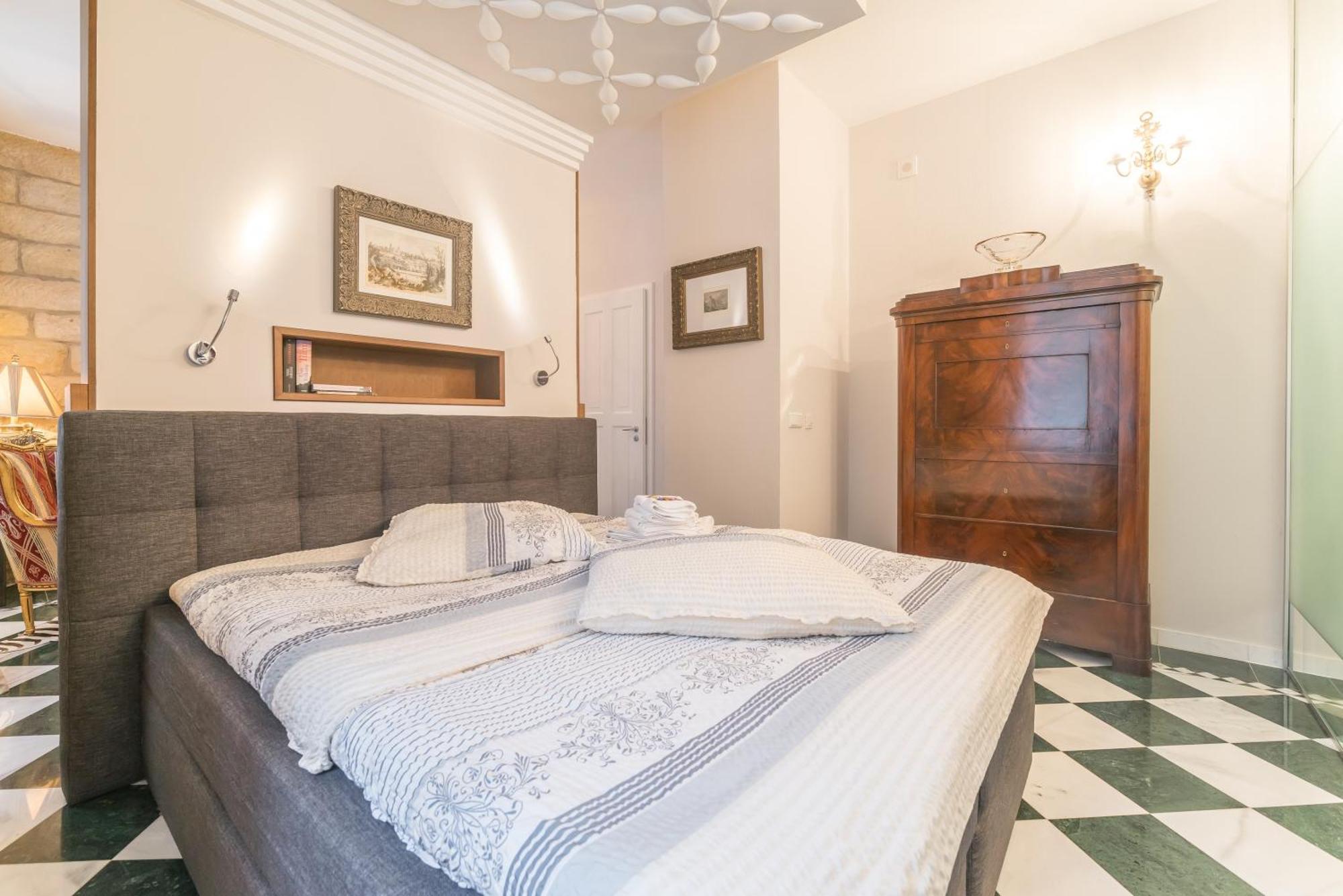 Charming Apartment With Terrace In Bad Schandau 55 Sqm Parking Luaran gambar