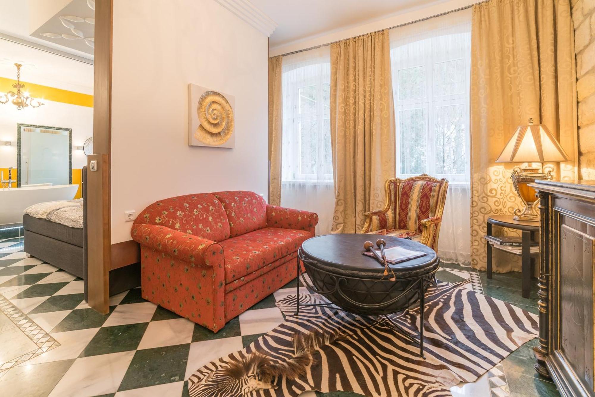 Charming Apartment With Terrace In Bad Schandau 55 Sqm Parking Luaran gambar